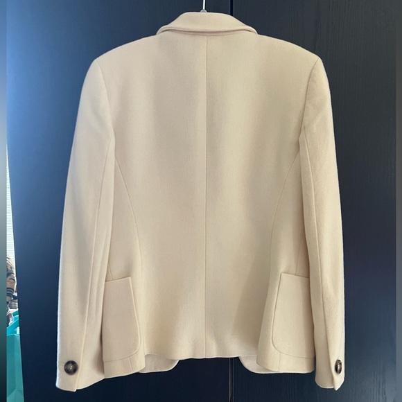 100% authentic Prada blazer, size 38 - Picture 4 of 4